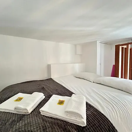 Libergier Superbe T2 A Cote De La Cathedrale Apartment *