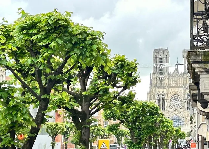 Apartment Libergier Superbe T2 A Cote De La Cathedrale