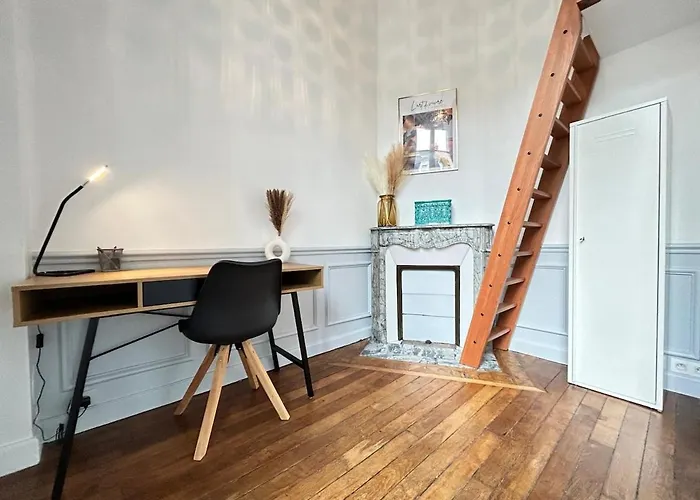 Libergier Superbe T2 A Cote De La Cathedrale *