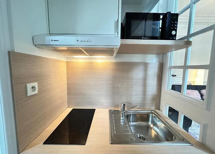 Libergier Superbe T2 à Côté De La Cathédrale